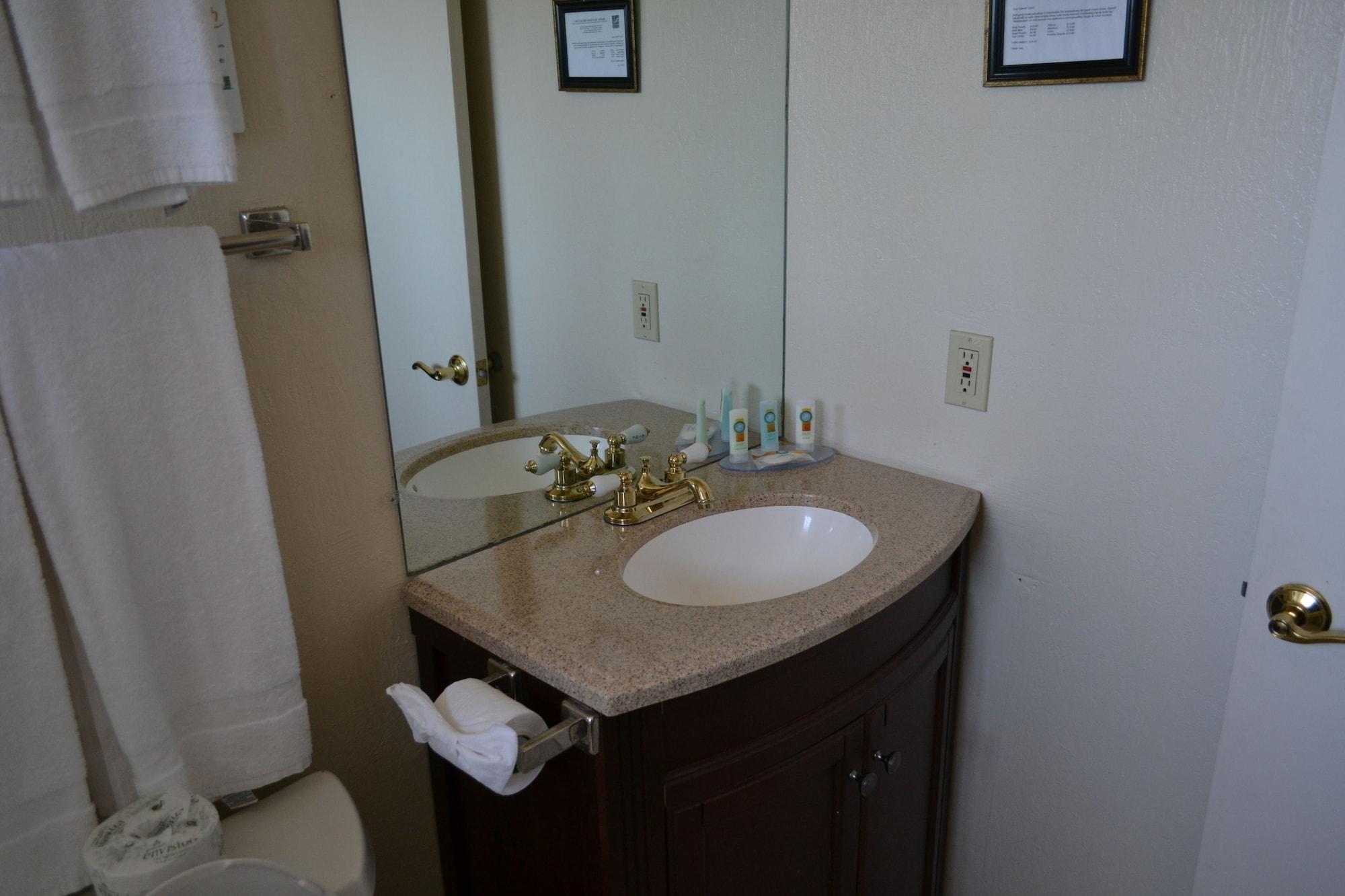 Quality Inn & Suites Silicon Valley Санта Клара Экстерьер фото