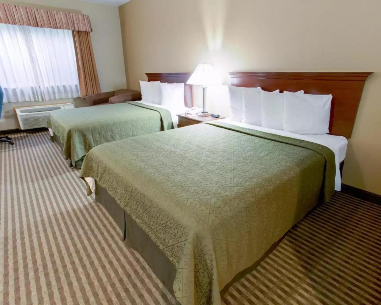 Quality Inn & Suites Silicon Valley Санта Клара Экстерьер фото